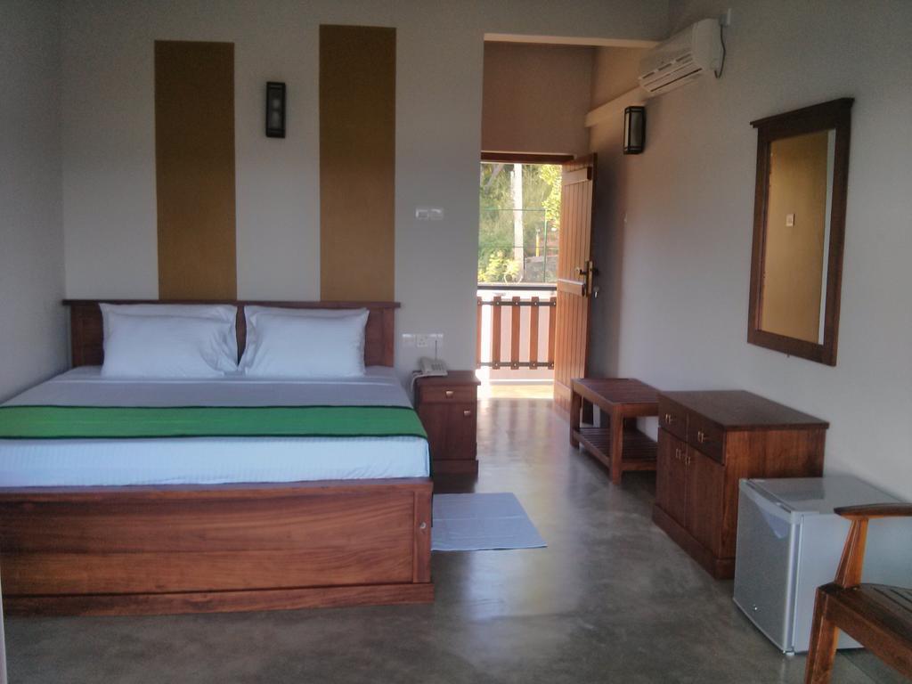 Lotus Villa Holiday Resort Matara Phòng bức ảnh